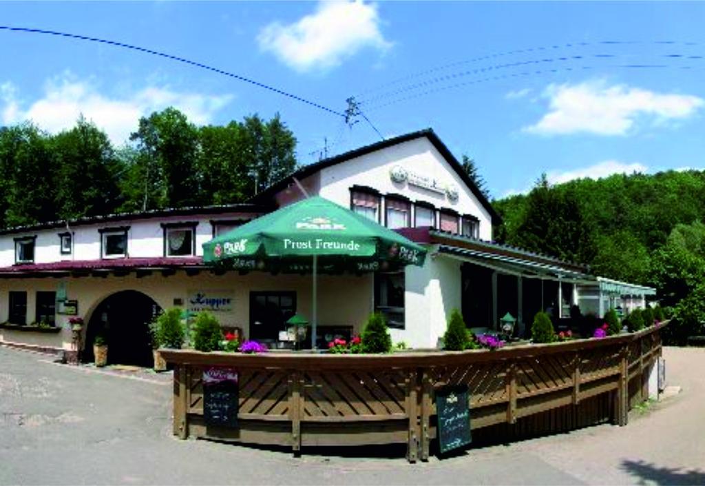 Hotel Kupper Eppenbrunn Экстерьер фото